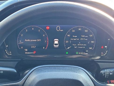 Used 2025 Honda Accord SE image 29