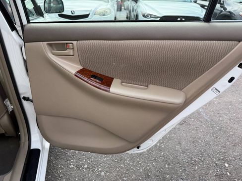 Used 2005 Toyota Corolla LE FWD image 27