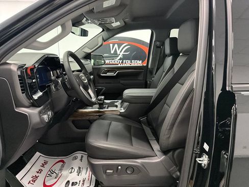 New 2026 GMC Sierra 1500 Elevation w/ Elevation Premium Package AWD/4WD image 8