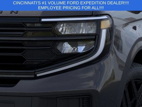 New 2026 Ford Expedition Max Platinum w/ Stealth Performance Package AWD/4WD image 18