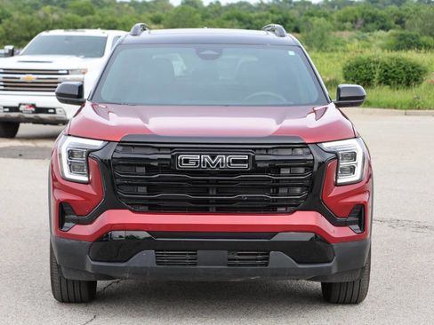 Used 2026 GMC Terrain Elevation w/ Elevation Premium Package AWD/4WD image 5