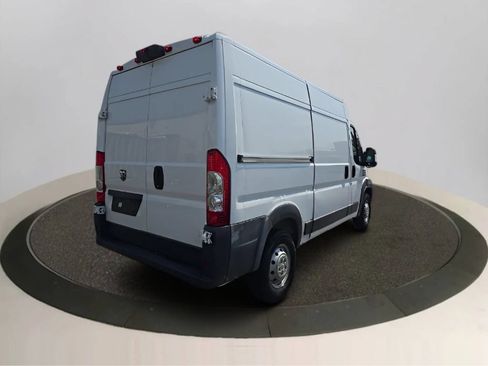 Used 2018 RAM ProMaster 1500 FWD image 2