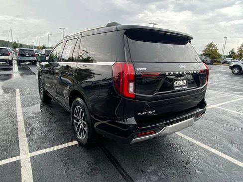 Certified 2025 Ford Expedition Platinum AWD/4WD image 5