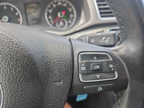 Used 2014 Volkswagen Passat 1.8T SE FWD image 28