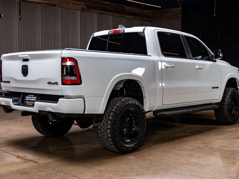 Used 2021 RAM 1500 Laramie w/ Night Edition image 10