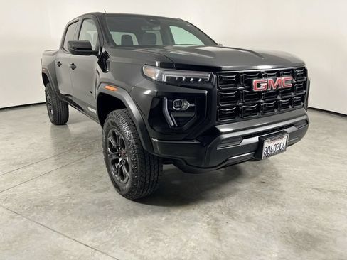 Certified 2024 GMC Canyon Elevation w/ Trailering Package RWD image 2