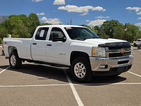 Used 2013 Chevrolet Silverado 3500 LT w/ Interior Plus Package AWD/4WD image 3