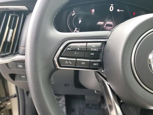 Certified 2025 MAZDA CX-70 Plug-In Hybrid w/ Premium Pkg image 17
