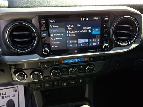Used 2023 Toyota Tacoma TRD Pro AWD/4WD image 16