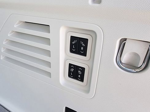 New 2026 GMC Acadia Denali image 53