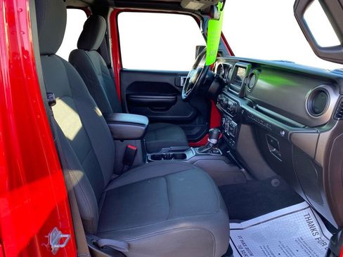 Used 2021 Jeep Wrangler Unlimited Sport image 17