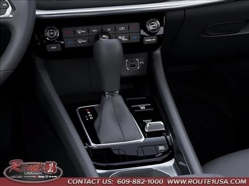 New 2026 Jeep Compass Latitude AWD/4WD image 25