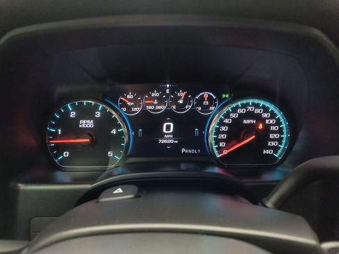 Used 2019 GMC Sierra 2500 Denali w/ Duramax Plus Package AWD/4WD image 17