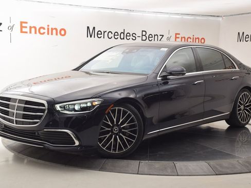 New 2025 Mercedes-Benz S 580 4MATIC Sedan image 2