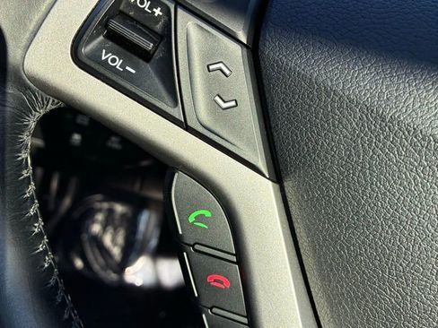 Used 2016 Hyundai Veloster w/ Option Group 02 image 26