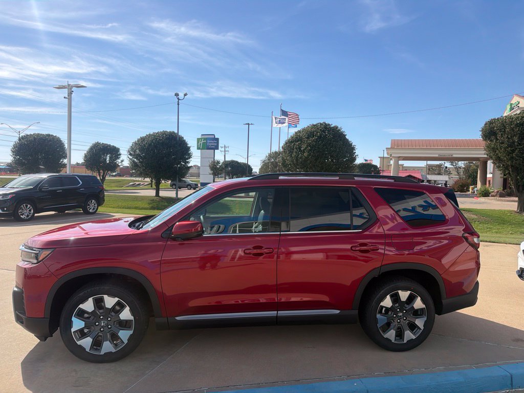 New 2026 Honda Pilot Touring image 5