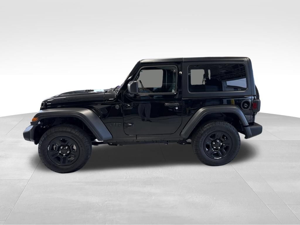 Used 2026 Jeep Wrangler Sport AWD/4WD image 3