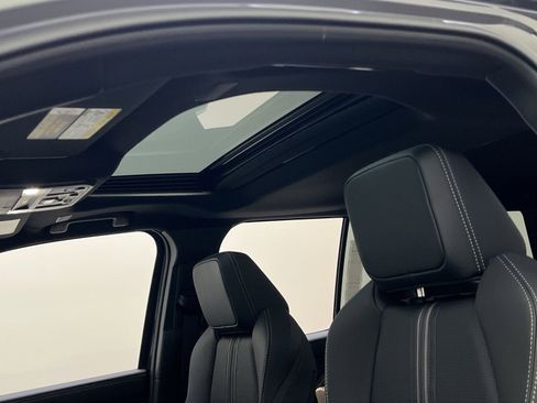 New 2025 Toyota 4Runner Limited image 18