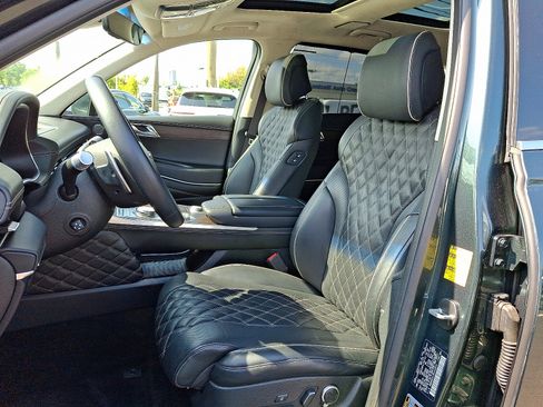 Used 2024 Genesis GV80 3.5T w/ Prestige Package image 13