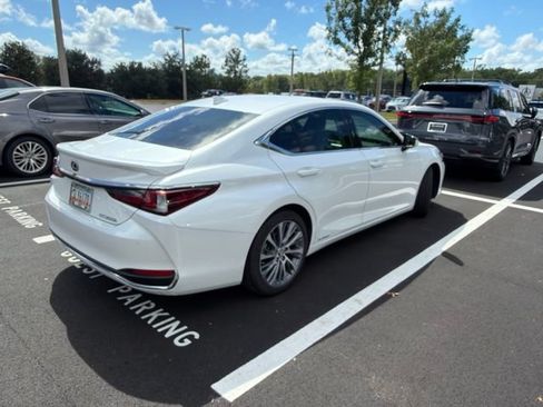 Used 2021 Lexus ES 300h w/ Premium Package FWD image 5
