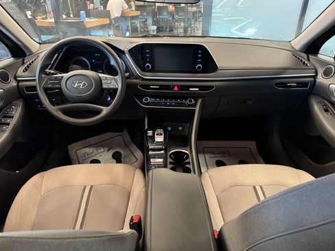 Used 2020 Hyundai Sonata SE FWD image 9