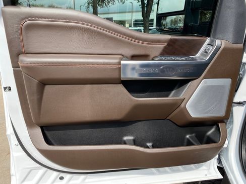 Used 2024 Ford F250 King Ranch w/ Chrome Package image 37