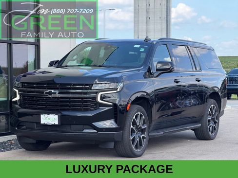 Used 2022 Chevrolet Suburban RST w/ Luxury Package AWD/4WD image 1