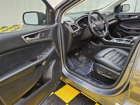 Used 2021 Ford Edge SEL w/ Cargo Accessory Package image 20