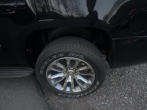 Used 2011 Chevrolet Tahoe LT image 11