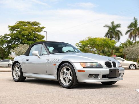 Used 1996 BMW Z3 1.9 RWD image 1