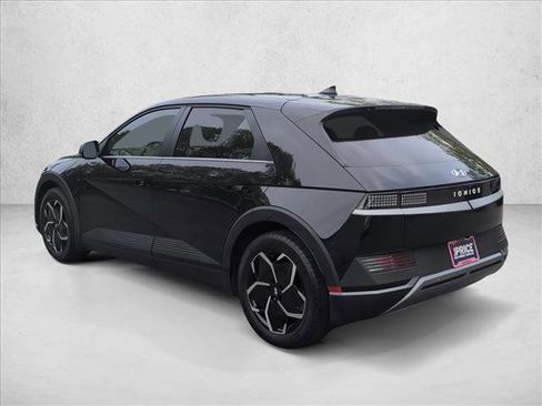 Used 2024 Hyundai Ioniq 5 SE image 8