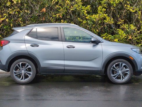 Used 2023 Buick Encore GX Select FWD image 3
