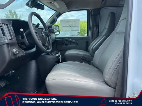 New 2026 GMC Savana 2500 RWD image 9