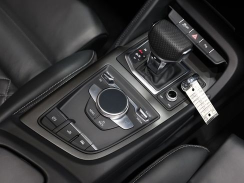 Used 2023 Audi R8 V10 performance w/ Carbon Exterior Package image 47