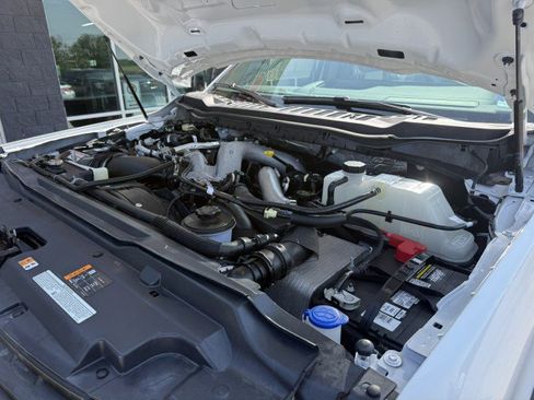 Used 2024 Ford F550 4x4 Regular Cab Super Duty image 17
