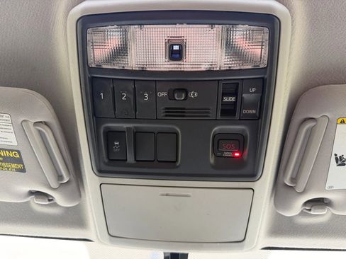 Used 2012 Toyota 4Runner Limited image 39