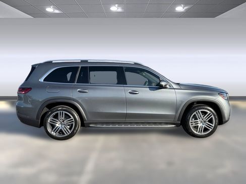 Certified 2026 Mercedes-Benz GLS 450 4MATIC image 8