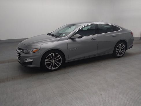 Used 2023 Chevrolet Malibu LT FWD image 2