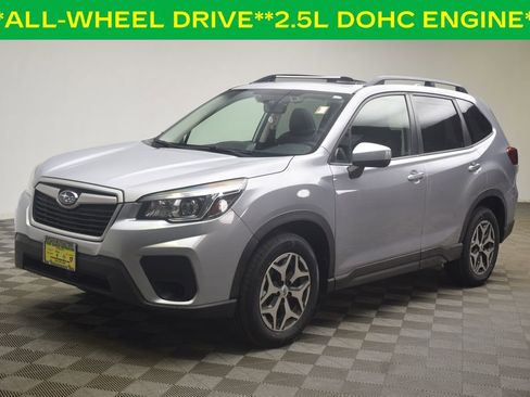 Used 2019 Subaru Forester Premium image 3