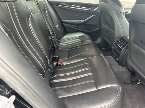 Used 2018 BMW 530i xDrive w/ Premium Package AWD/4WD image 16