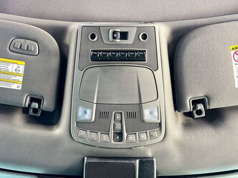 Used 2020 Ford F250 Lariat image 28