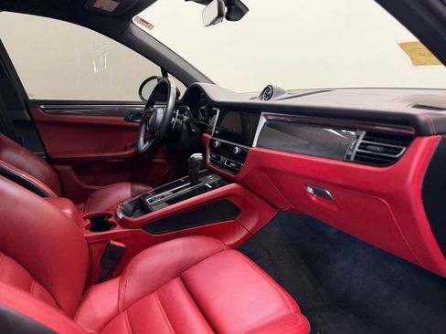 Used 2023 Porsche Macan GTS AWD/4WD image 17
