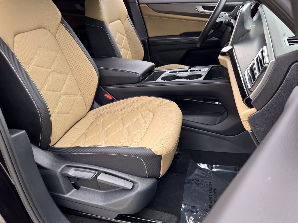 Certified 2024 Volkswagen Atlas Cross Sport SE FWD image 16
