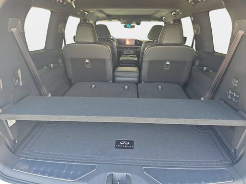 Certified 2026 INFINITI QX80 Autograph w/ Premium Cargo Package AWD/4WD image 12