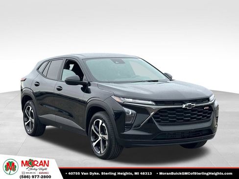 Certified 2025 Chevrolet Trax RS w/ Driver Confidence Package FWD image 7