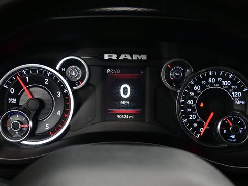 Used 2021 RAM 2500 Big Horn w/ Night Edition image 24