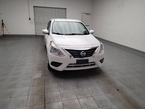 Used 2019 Nissan Versa SV FWD image 14