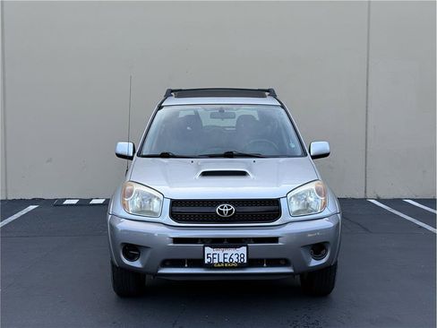 Used 2004 Toyota RAV4 2WD image 3