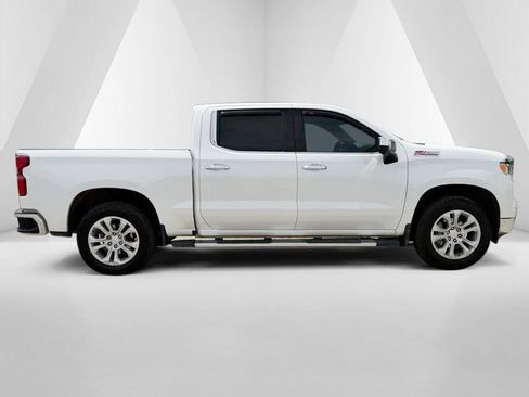 Used 2023 Chevrolet Silverado 1500 LTZ AWD/4WD image 8