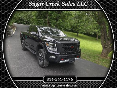 Used 2021 Nissan Titan PRO-4X w/ Pro-4x Convenience Package AWD/4WD image 1